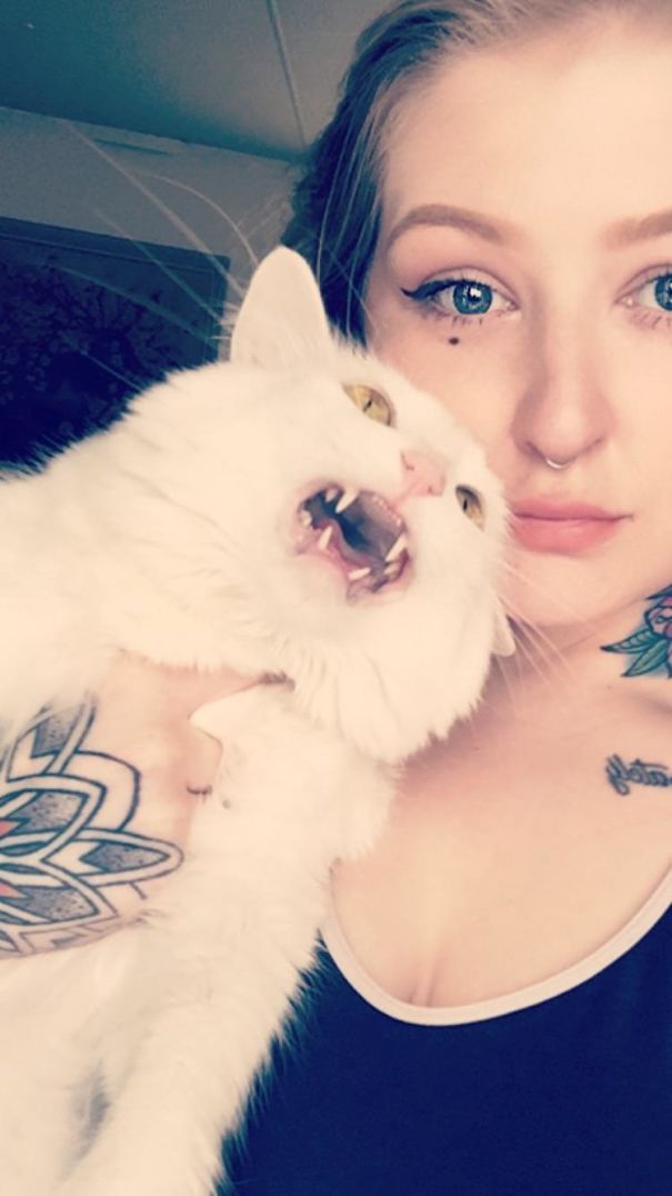 Saoirse Doesn't Like Selfies Saoirse Doesn't Like Selfies
