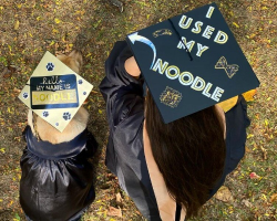 Service Dog Makes History By ‘Graduating’ With Her Human