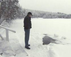 Lucky Elderly Man Is Greeted Every Day By “A Friend” Who Crawls Out Of The Ice
