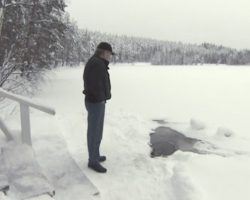 Lucky Elderly Man Is Greeted Every Day By A ‘Friend’ Who Crawled Out Of The Ice