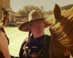 Country music legend Willie Nelson saves 70 horses from the slaughterhouse