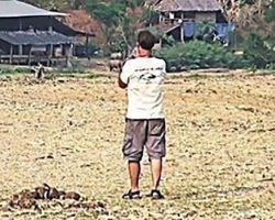 Man calls into field and it leads to an unbelievable moment