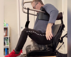 Cats Keep Hijacking Dad’s Wheelchair — And They Refuse To Give It Back