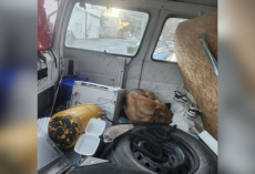 Restaurant Worker Spots Abandoned Van — Then Realizes Someone Helpless Is Trapped Inside