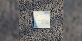 Car Owner Drops To Their Knees After Reading Mysterious Note On Their Vehicle